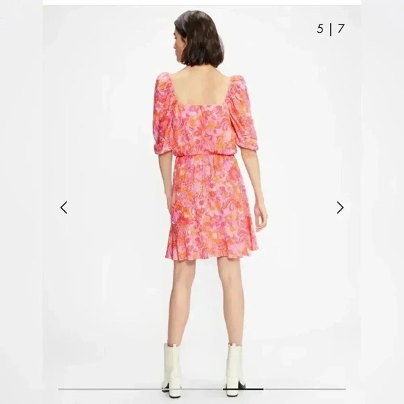 Ted Baker Bethha
Paisley puff sleeved dress NEW WITH TAG - Picture 8 of 9